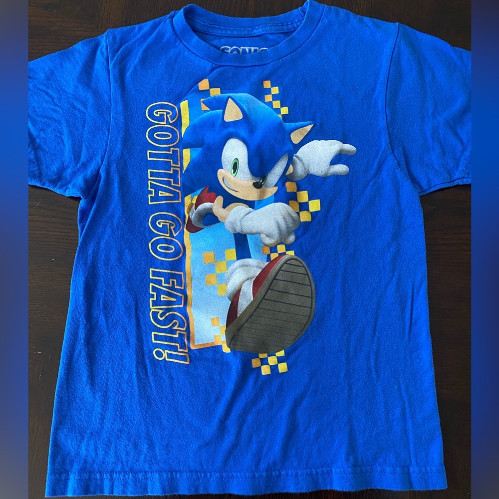 Super Mario and Sonic the Hedgehog shirts - Picture 5 of 7